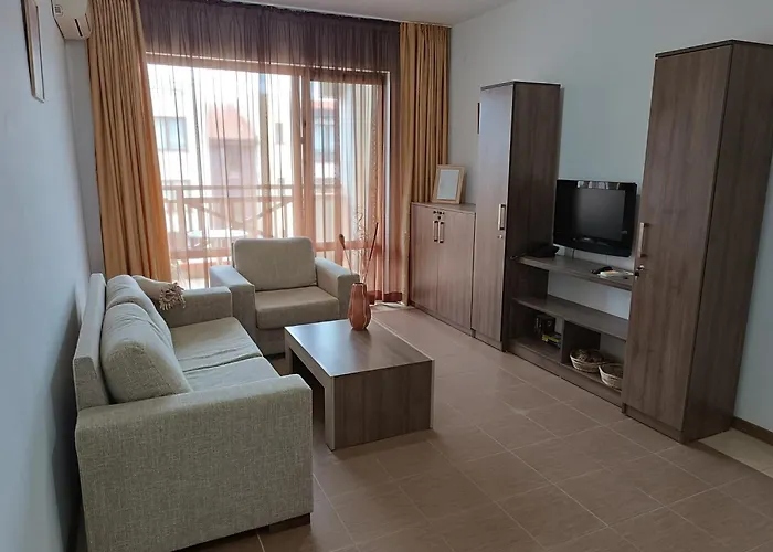 литорал * 切尔诺莫雷茨